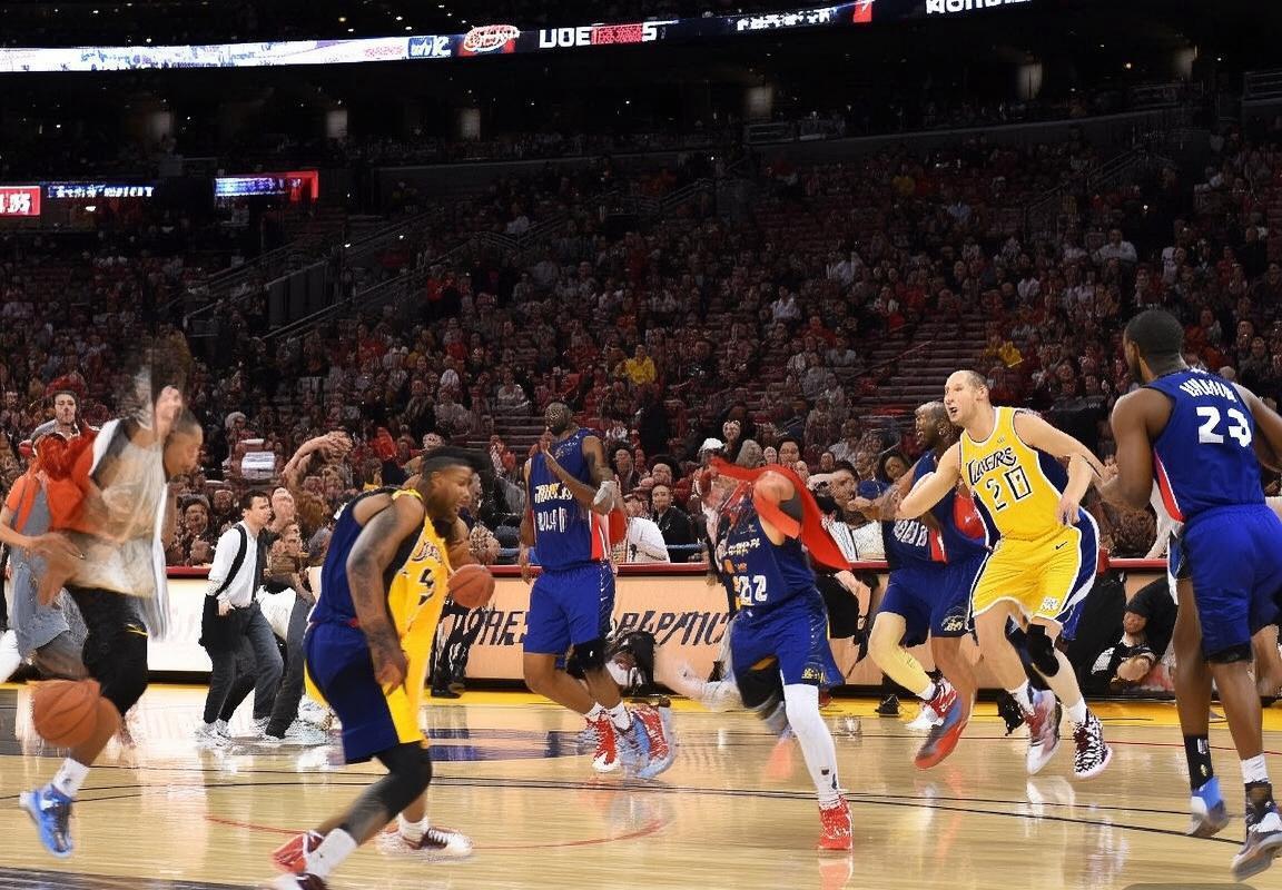 湖人快船季前赛对决：巅峰对决亮点回顾与战术解析(图1)